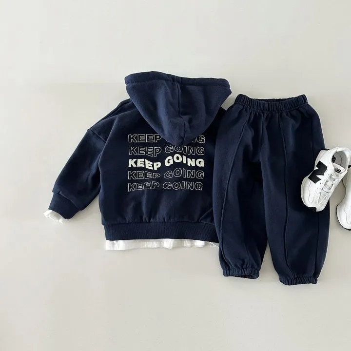 'Keep Going' Print Long-Sleeved Jogger Set