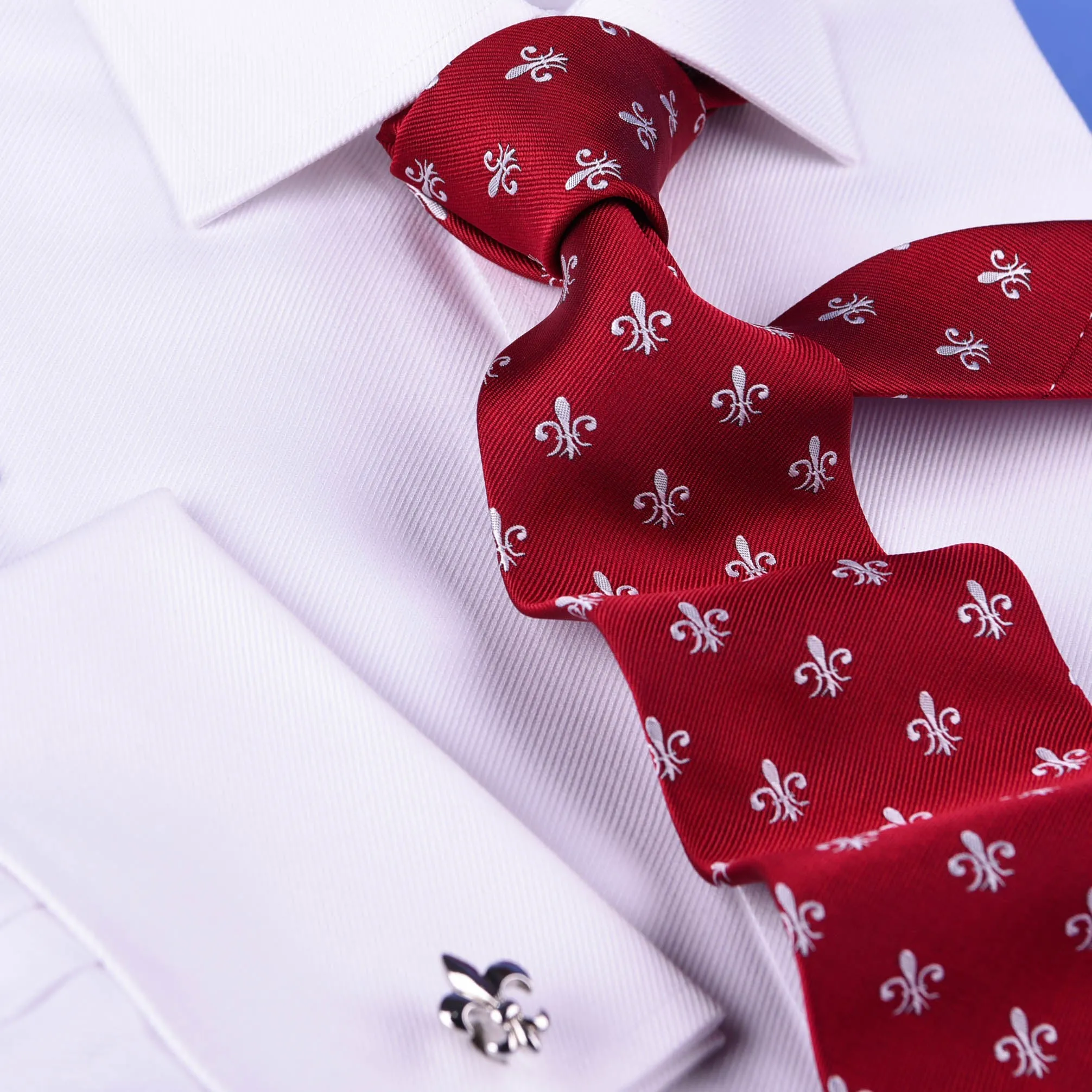 New Red Boss Italian Fleur-De-Lis Designer 8cm Necktie Florentine Accessory